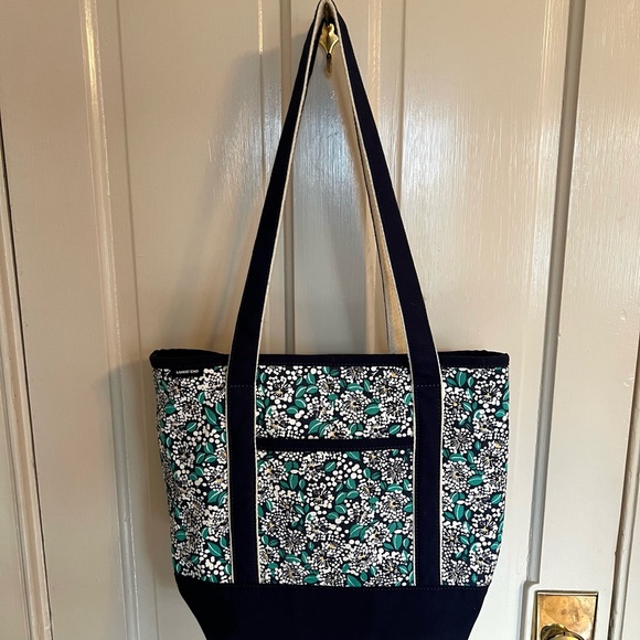 Lands’ End Classic Tote Bag floral print - Picture 2 of 8